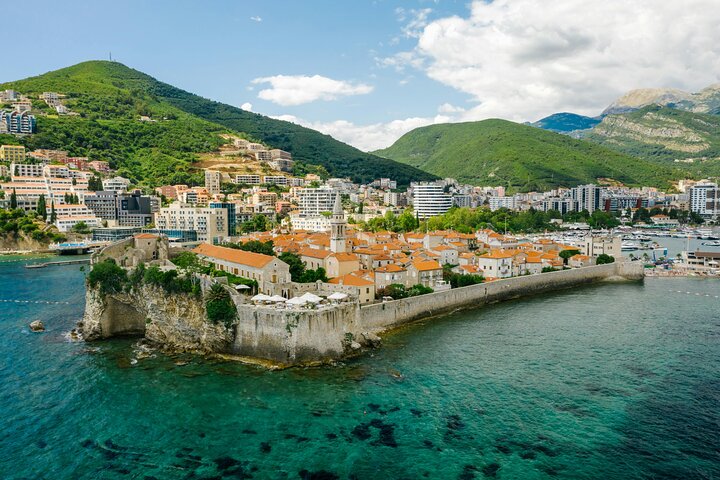 Tirana: Day Tour to Montenegro, Budva and Sveti Stefan