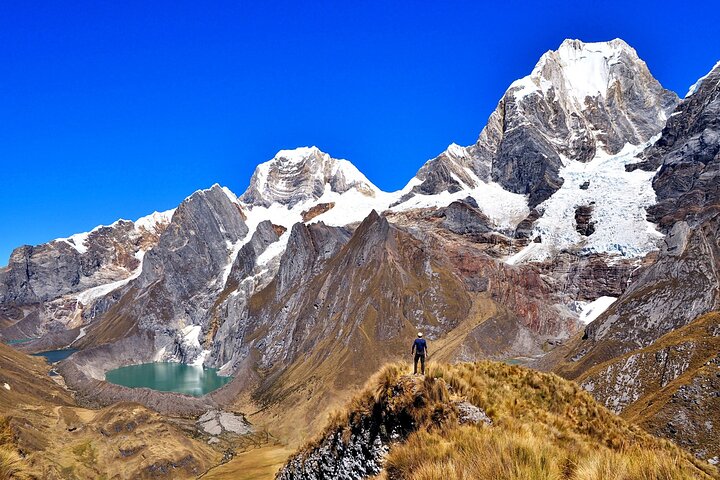 The Best of Huayhuash Mini Trek – Siula Grande Mountain (5D /4 N)