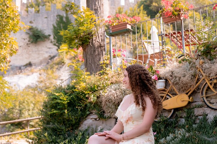 Private Vacation Photoshoot with Photographer in San Marino