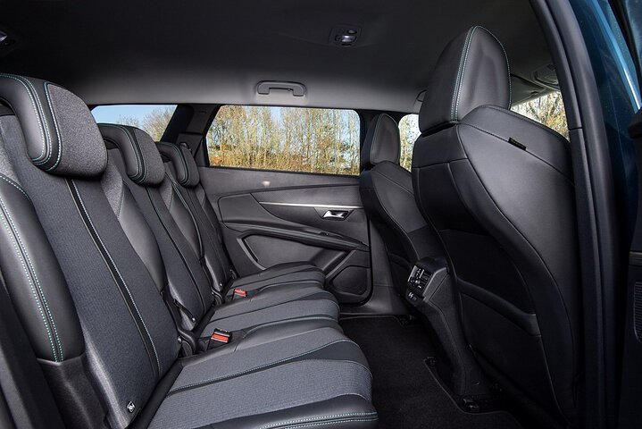 Private Transfer from Deshaies or Trois Riviers to Pointe a Pitre Airport by SUV