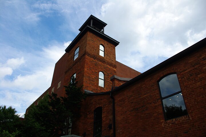 The 1-Hour Greenville History and More Walking Tour