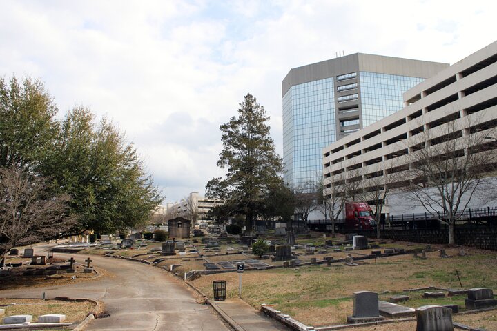 The 1-Hour Greenville History and More Walking Tour