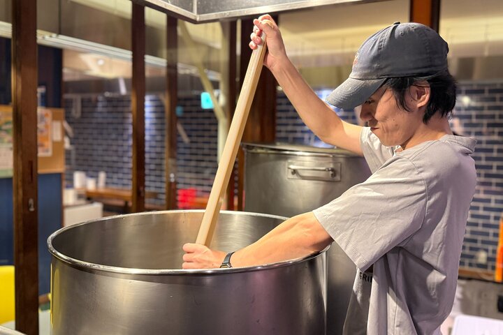 Brews of Osaka: Local Craft Beer & Tasting Tour