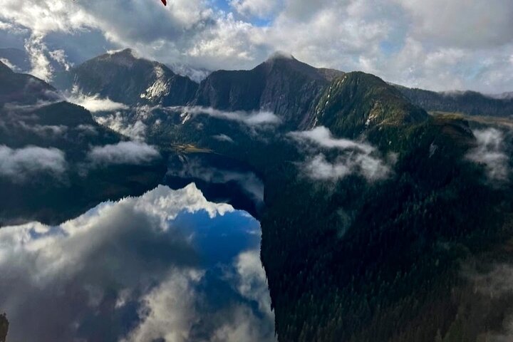Misty Fjords Flightseeing 1.5hr -includes 20 minute water landing