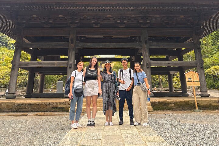 Half-Day Private & Customizable Tour with Kamakura-Born Guide