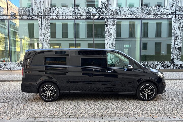 Private Transfer from Lucerne to Zurich Airport ZRH
