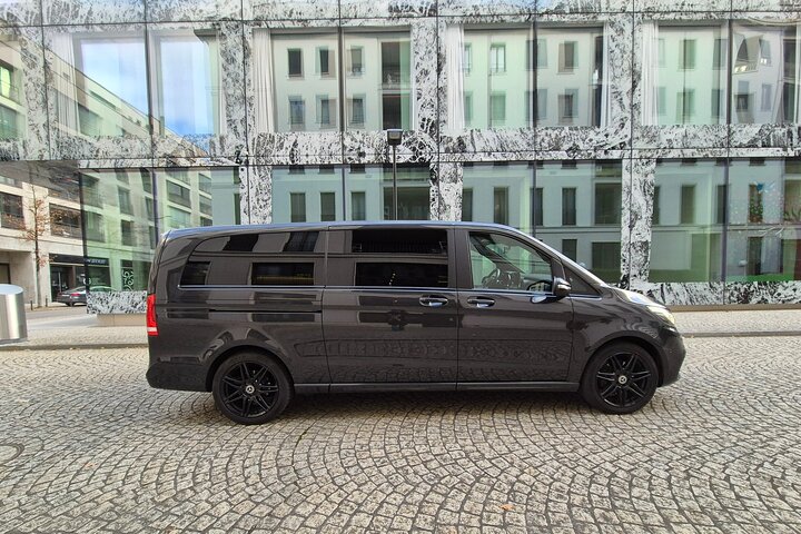 Private Transfer from Lucerne to Zurich Airport ZRH