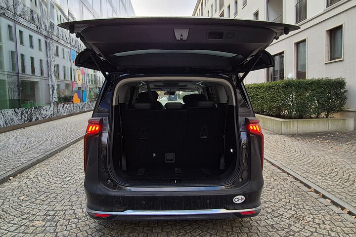 Private Transfer from Lucerne to Zurich Airport ZRH