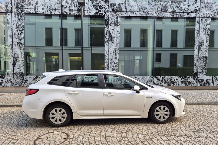 Private Transfer from Lucerne to Zurich Airport ZRH
