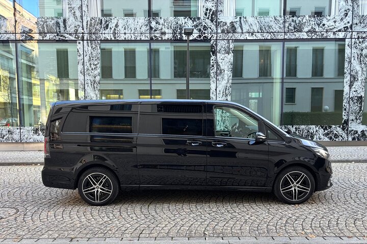 Private Transfer from Lucerne to Interlaken