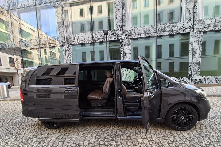 Private Transfer from Lucerne to Interlaken