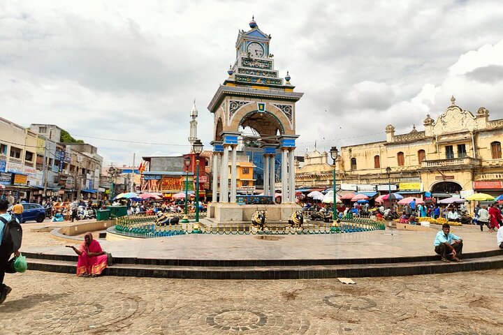 Bengaluru To Mysuru Day Tour With Lunch & Entrance Ticket