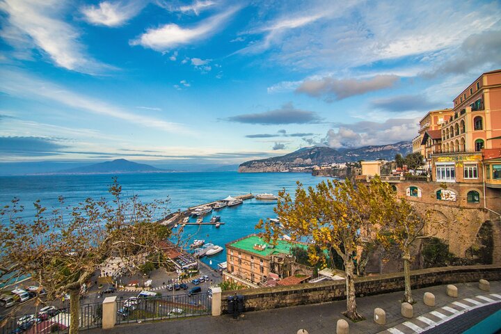 Amalfi Coast Positano & Sorrento Signature Group Tour From Naples