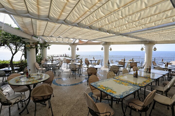 Amalfi Coast Positano & Sorrento Signature Group Tour From Naples