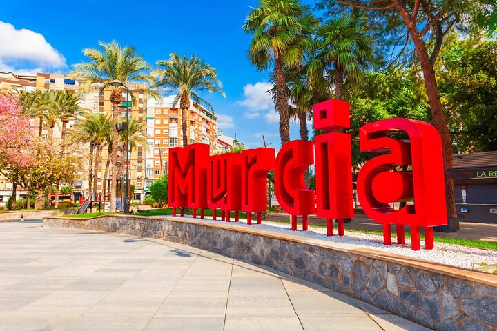 Hello Murcia: Private 2-Hour Intro City Walk with Local Guide