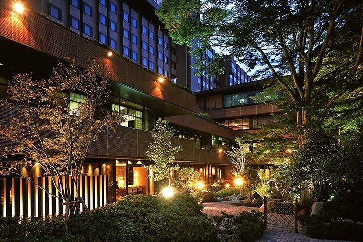 Kagoshima Luxury Hot Springs and Gourmet Lunch at Shiroyama Hotel