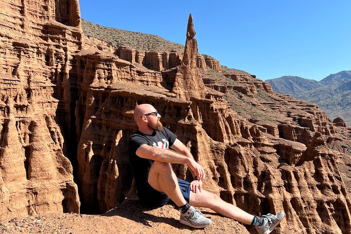 All-Inclusive Day Trip: Burana, Canyons & Issyk Kul with Pickup