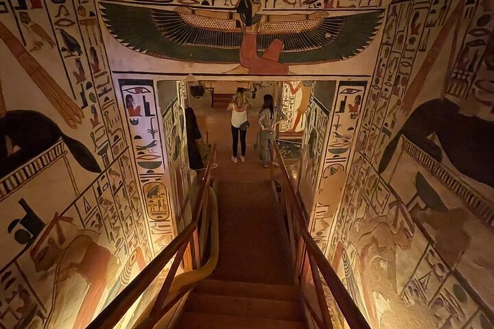 5 Days Nile cruise from luxor to Aswan