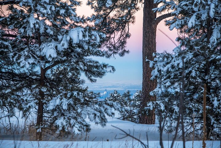 Rocky Mountain Escape - Scenic Views and Nature Walks