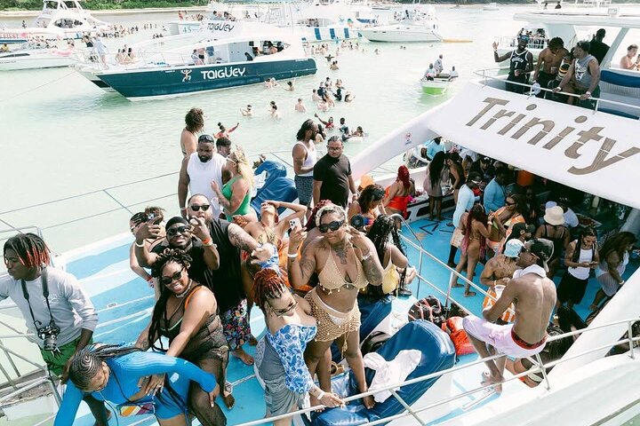 Exclusive Hip Hop Punta Cana Party Boat with Open Bar *Only Adult