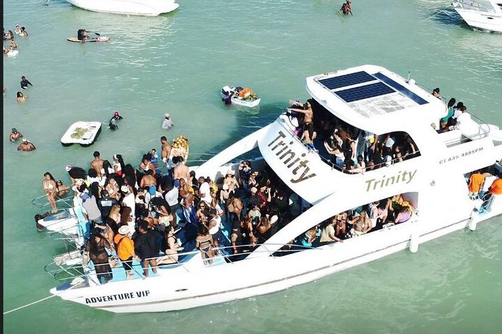 Exclusive Hip Hop Punta Cana Party Boat with Open Bar *Only Adult
