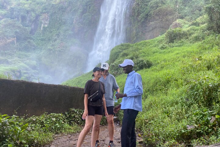 Sisiyi Falls Round Walk Hike Scenic Adventure