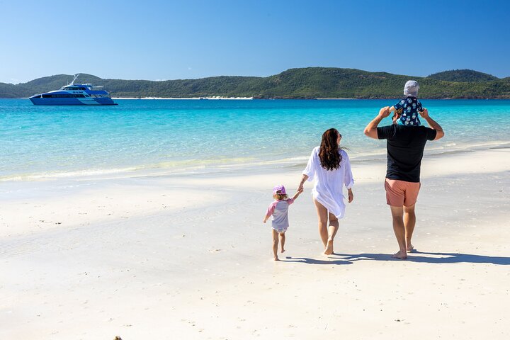 Purely Whitehaven: Full day tour to Whitehaven Beach