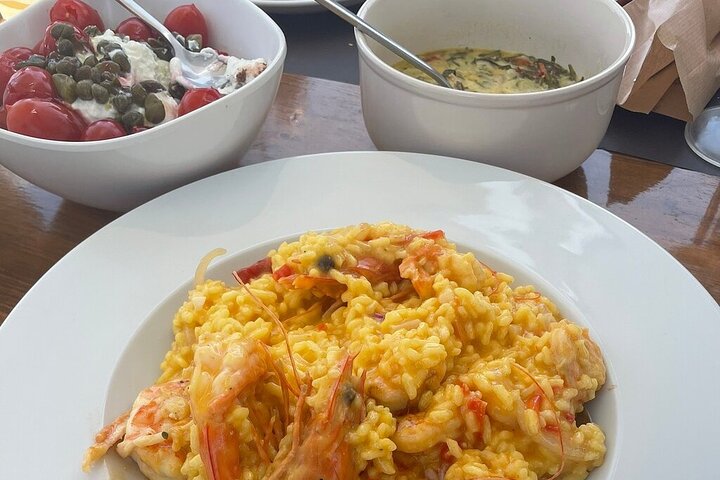 Small Group Kaiki Cruise & Greek Gastronomy Experience