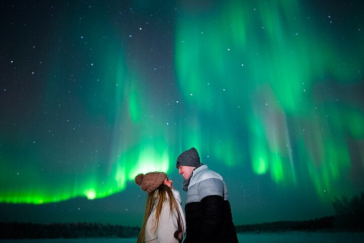Rovaniemi: 100% Money-Back Guarantee Northern Lights -Small Group
