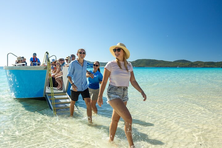 Purely Whitehaven: Full day tour to Whitehaven Beach