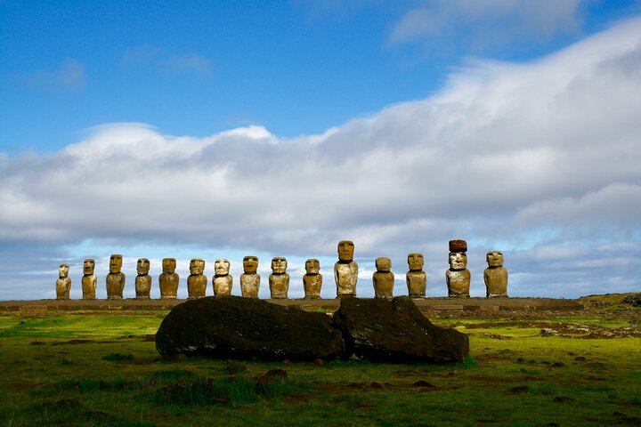 The Beginning and End of Moai Full Day Tour