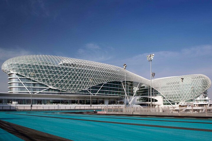 Abu Dhabi Top 15 Must-See Attractions with Grand Mosque and Souks