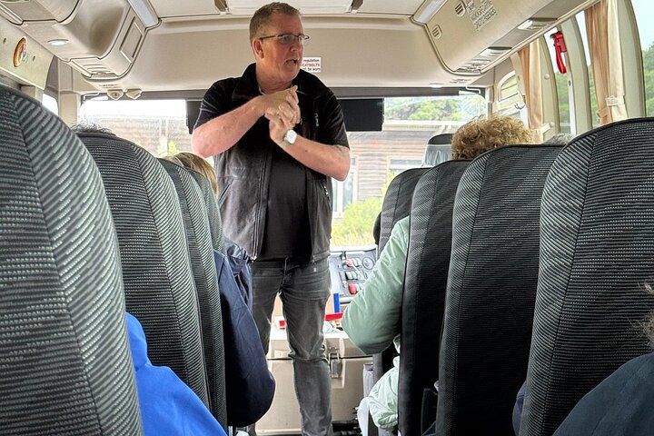 Great Ocean Road Reverse SUNRISE TOUR–SML GRP-DLX BUS Hotel Pikup