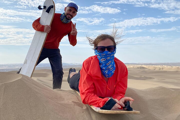 From Ica to Huacachina: Buggy and Sandboarding Tour with Sunset