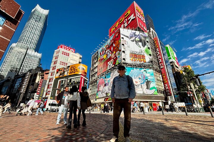 Tokyo Private Discovery Tour | Unique Insights & Must Sees
