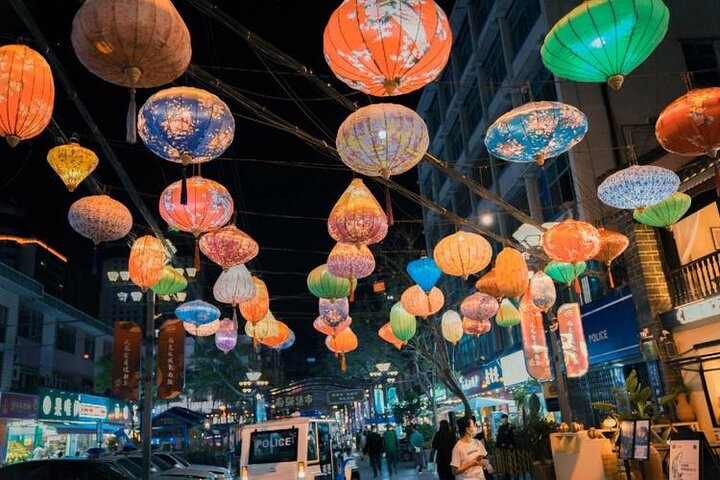 Kunming City Tour with Private Guide