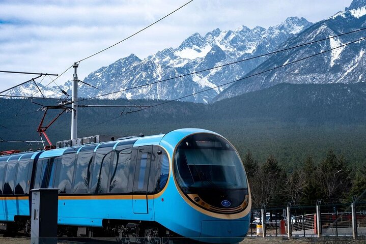 Jade Dragon Snow Mountain Glacier Cableway with Scenic Train Tour