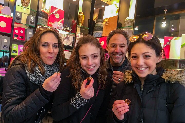 Award-Winning Geneva Chocolate &Old Town Tour (3h)