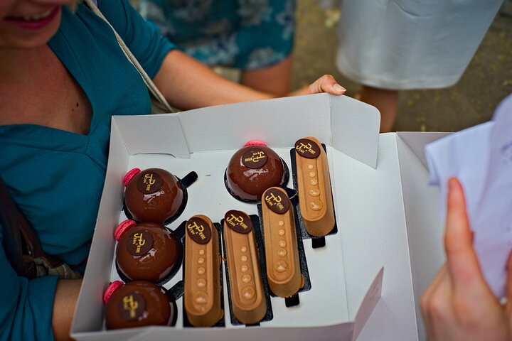 Award-Winning Geneva Chocolate &Old Town Tour (3h)
