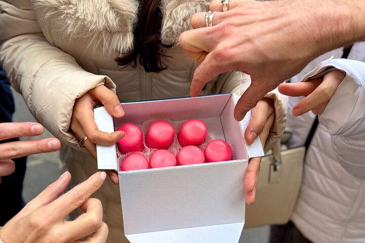 Vienna Guided Food Tour with 7 Food Tastings & a Secret Dish