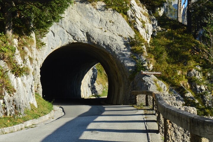 Eagle's Nest-Berchtesgaden-Obersalzberg Private Half Day WWII Historical Tour