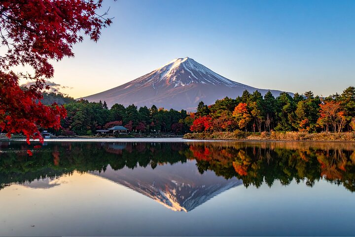 Mount Fuji Private Custom Tour with Local English Speaking Guide