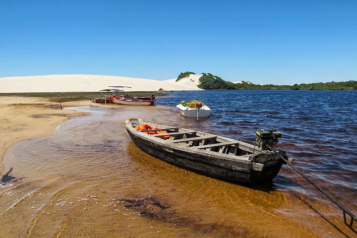 Santo Amaro Lençóis Tour from Barreirinhas