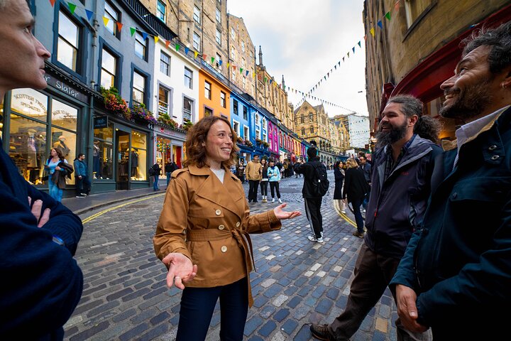 Edinburgh Castle and Royal Mile Walking Tour - Ticket Included