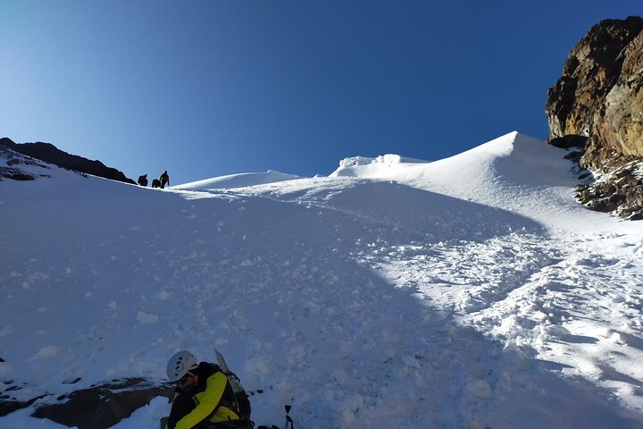 Nevado Mateo Full Day Climb in Huascarán National Park