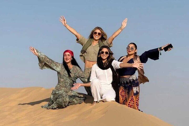 Abu Dhabi Desert Safari with Red Dunes 4x4 Pick Drop Dinner Shows