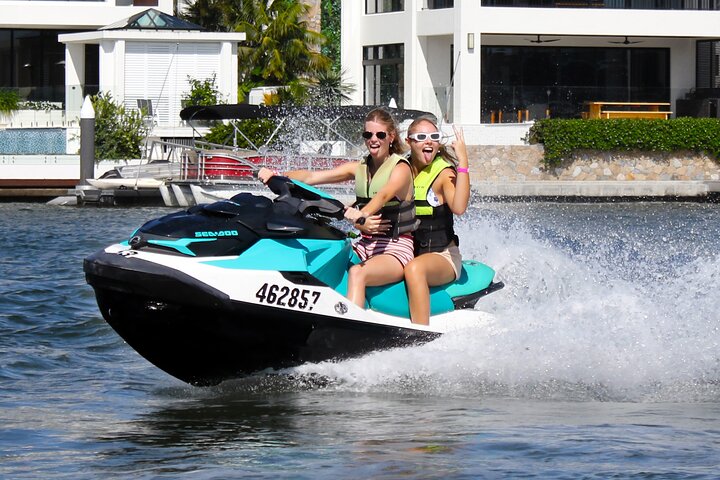 Gold Coast 30 Minute Jetski Tour in Surfers Paradise