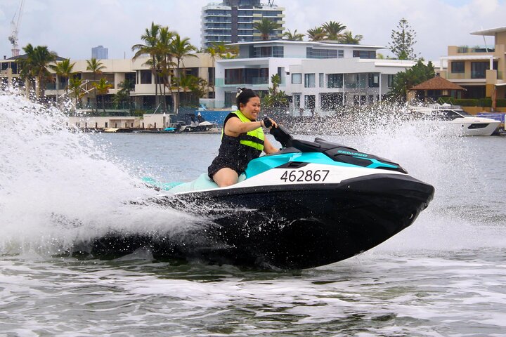 Gold Coast 30 Minute Jetski Tour in Surfers Paradise