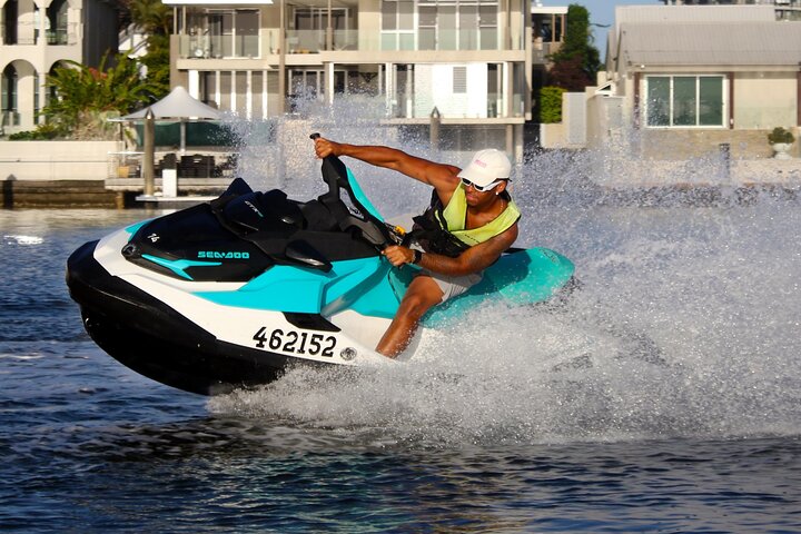 Gold Coast 30 Minute Jetski Tour in Surfers Paradise