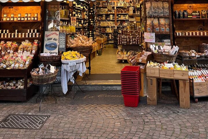 Italian Wine and Food Tasting in Stresa Lake Maggiore